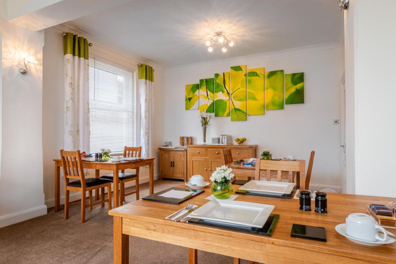 شانكلين The Richmond Bed And Breakfast - Adults Only المظهر الخارجي الصورة