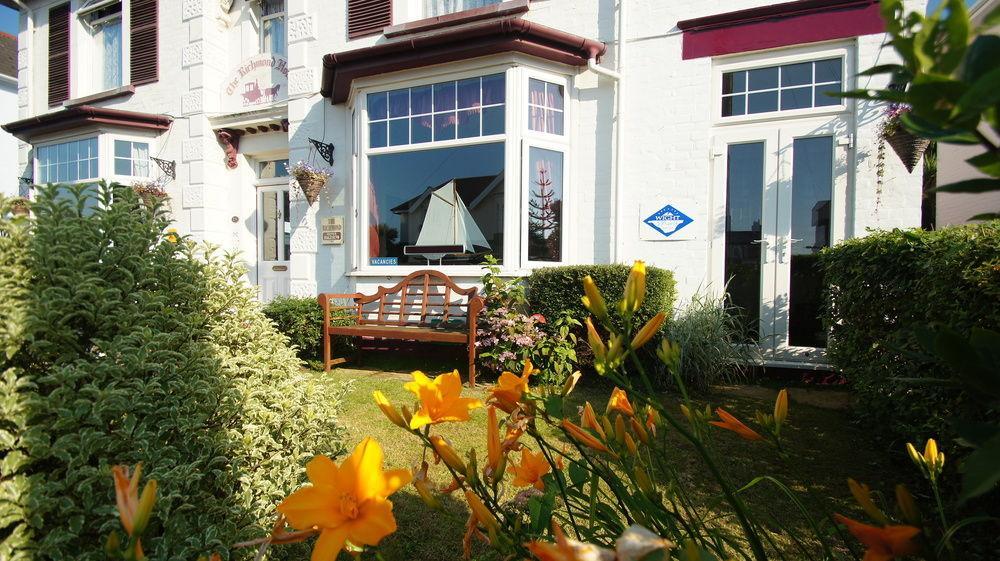 شانكلين The Richmond Bed And Breakfast - Adults Only المظهر الخارجي الصورة