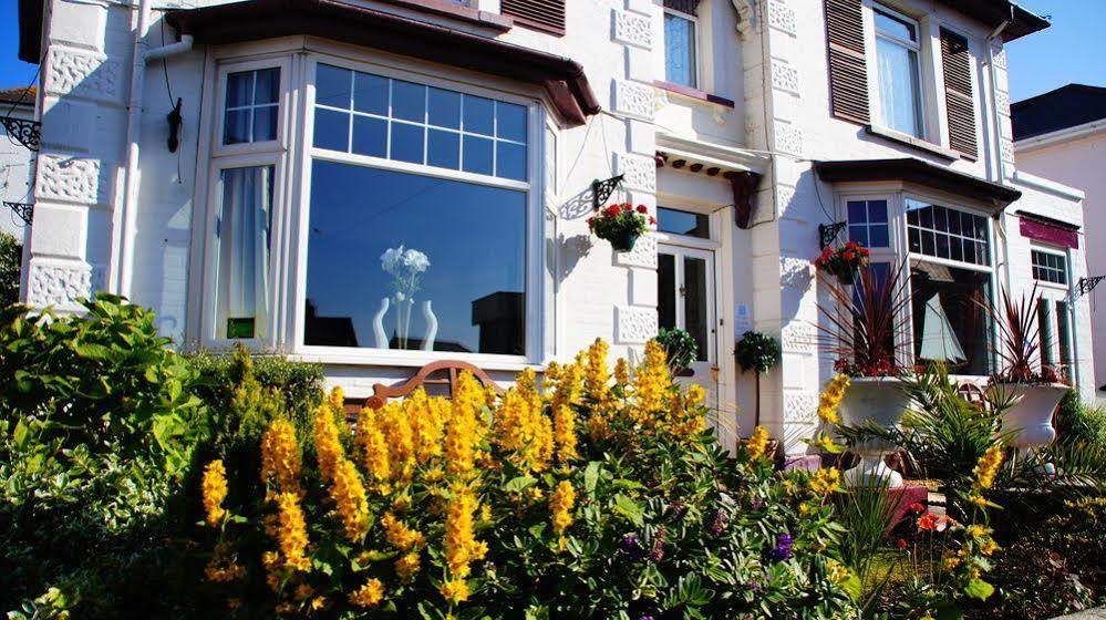 شانكلين The Richmond Bed And Breakfast - Adults Only المظهر الخارجي الصورة