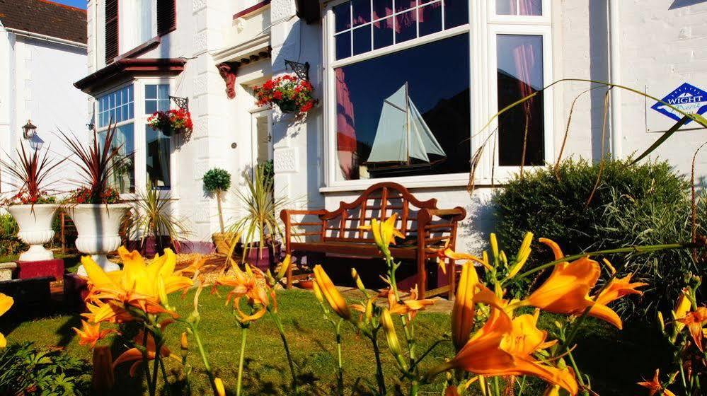 شانكلين The Richmond Bed And Breakfast - Adults Only المظهر الخارجي الصورة